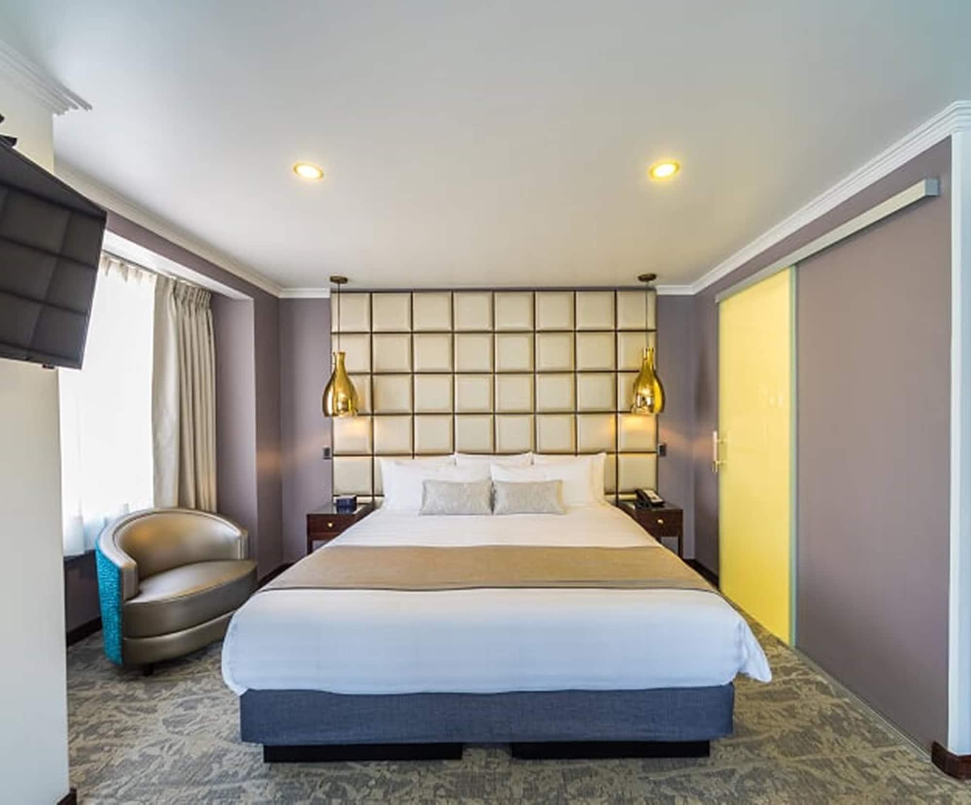 Ritz Hotel La Paz